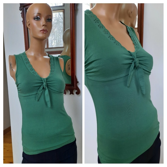 Best Kept Secret Tops - ⭐SOLD⭐Fashions Best Kept Secret. NWT. Size XS